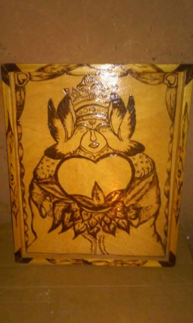 Le Cœur Royal - Pyrogravure Artisanale du Burkina Faso